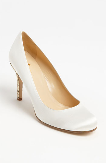 IVORY SATIN/ GOLD GLITTER